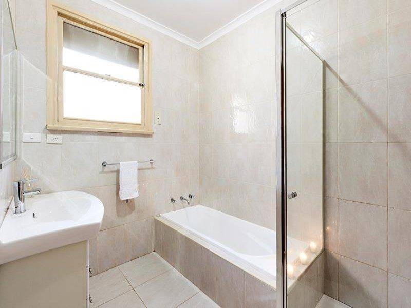 405 Pascoe Vale Road, Strathmore VIC 3041