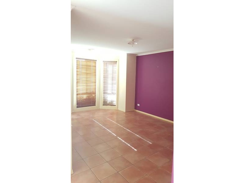 7 Silverdene Avenue, Sydenham VIC 3037