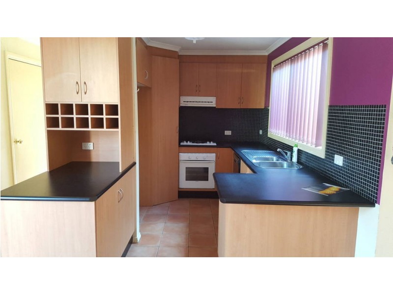 7 Silverdene Avenue, Sydenham VIC 3037