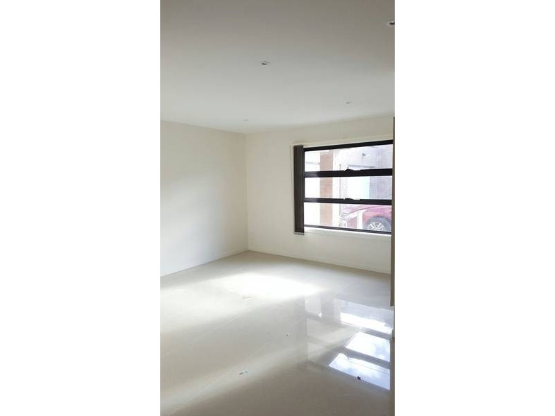 1/139 View Street, Glenroy VIC 3046