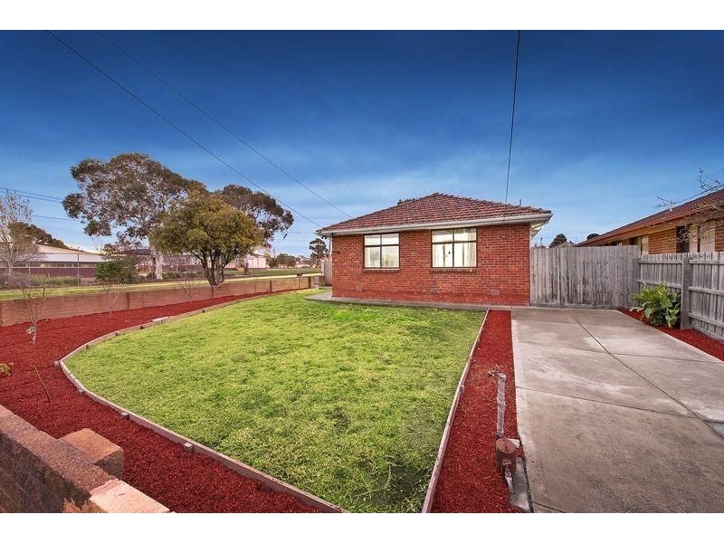 92 Hilda Street, Glenroy VIC 3046