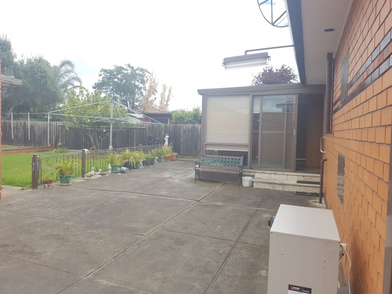 13 Justin Avenue, Glenroy VIC 3046