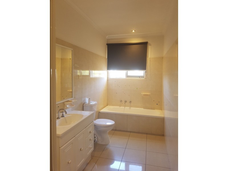 12 Fairmount Street, Hadfield VIC 3046