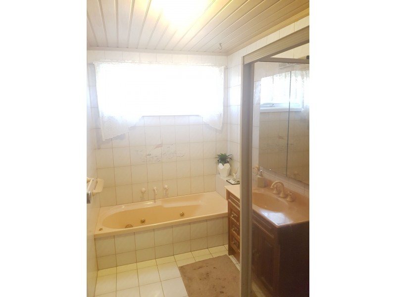 29 Laurel Crescent, Campbellfield VIC 3061