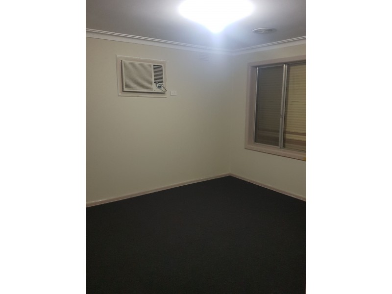 30 Toolern Street, Melton VIC 3337