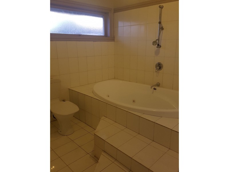 30 Toolern Street, Melton VIC 3337