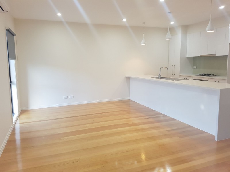 5 Jessie Hunter Street, Hadfield VIC 3046