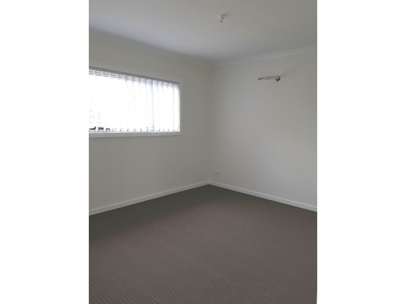 22 Crevelli, Reservoir VIC 3073