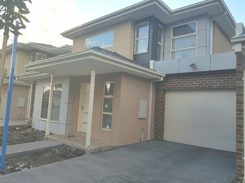 22 Crevelli, Reservoir VIC 3073