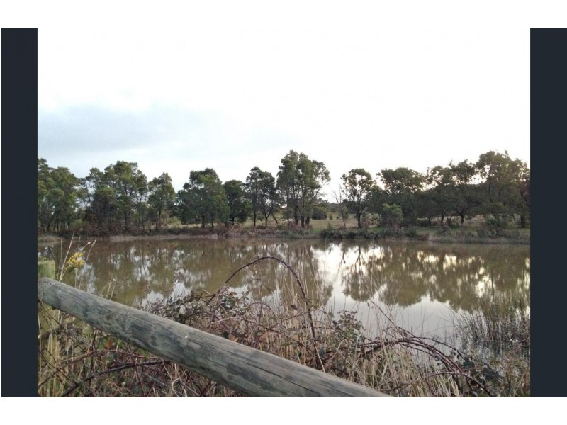 2/2865 Epping-Kilmore Road, Epping VIC 3076