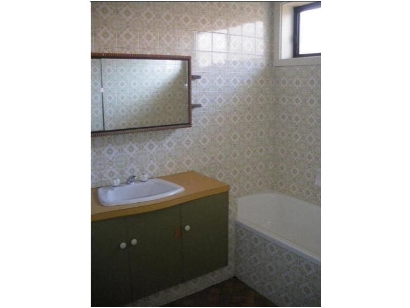 102 Dawson Street, Tullamarine VIC 3043