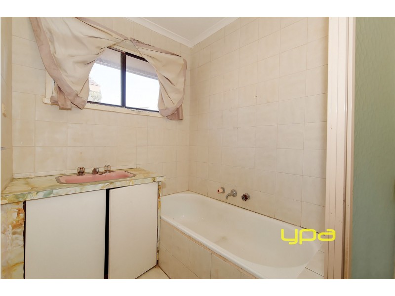 71 Bamford Avenue, Westmeadows VIC 3049