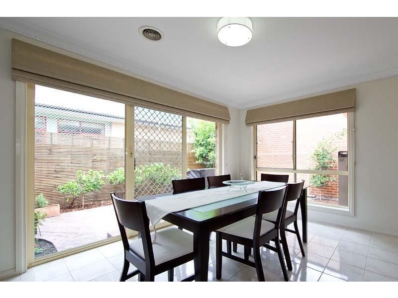 4/18 Sylvan Grove, Pascoe Vale VIC 3044
