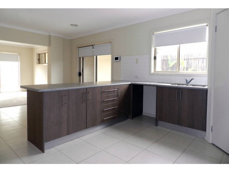 5  Yellowgum Street, Burnside Heights VIC 3023