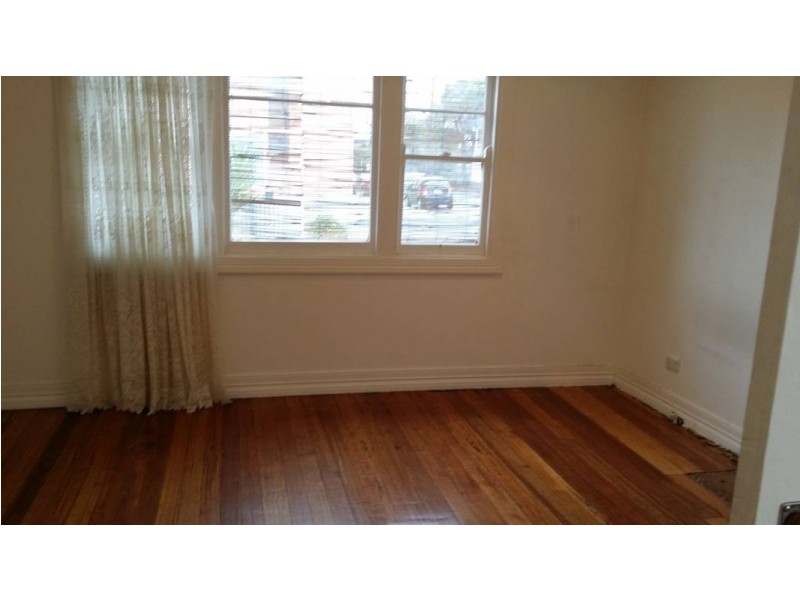 30 Louvain Street, Coburg VIC 3058