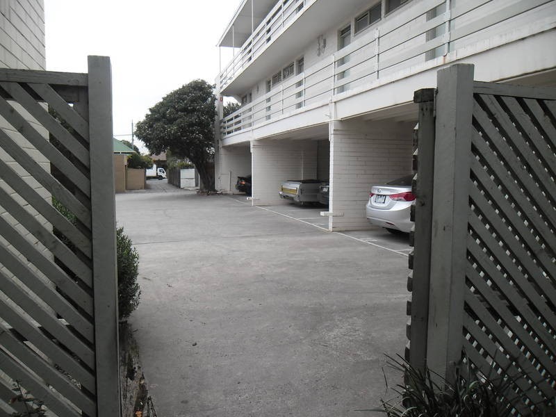 1/831 Park St, Brunswick VIC 3056