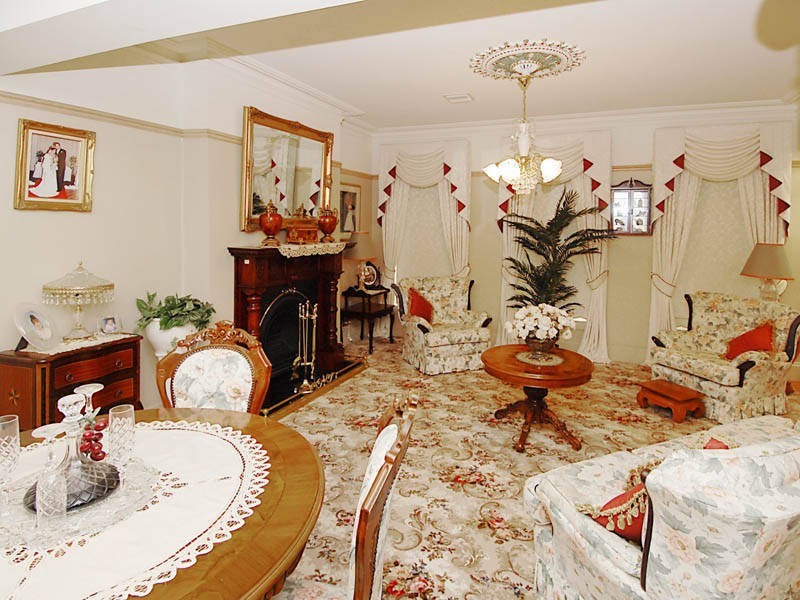 25 Parkin Ave, Caroline Springs VIC 3023