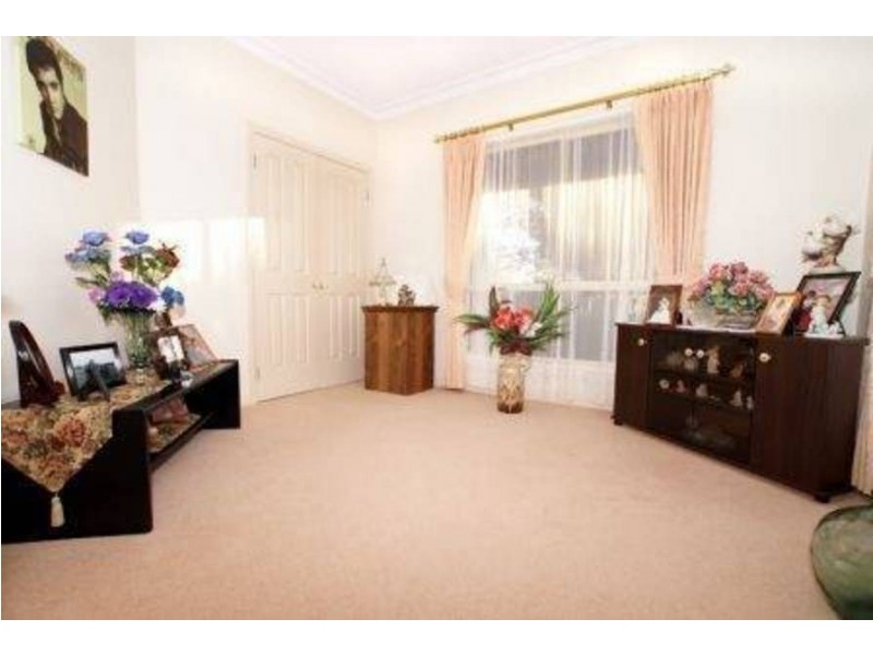 26 Caroline Springs Blv, Caroline Springs VIC 3023