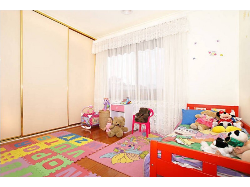 20 Diamond Ave, Albanvale VIC 3021