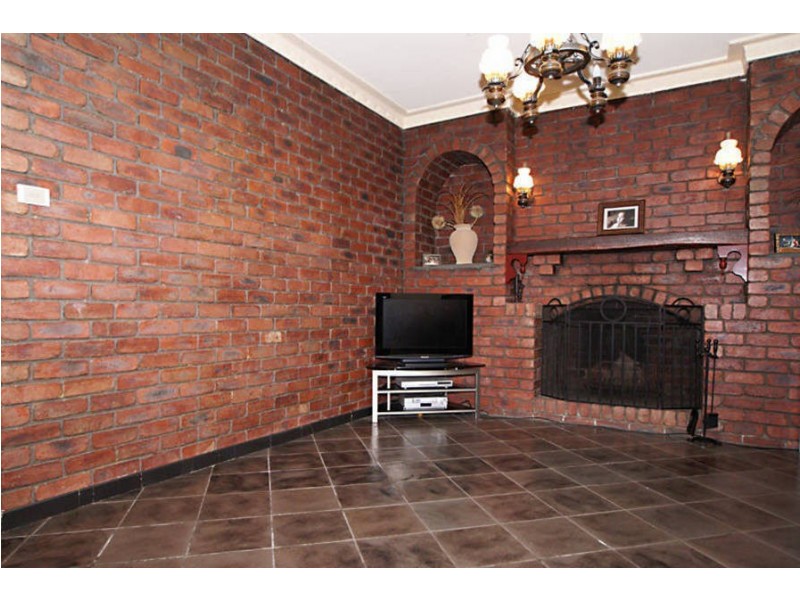 30 Doherty Street, Deer Park VIC 3023