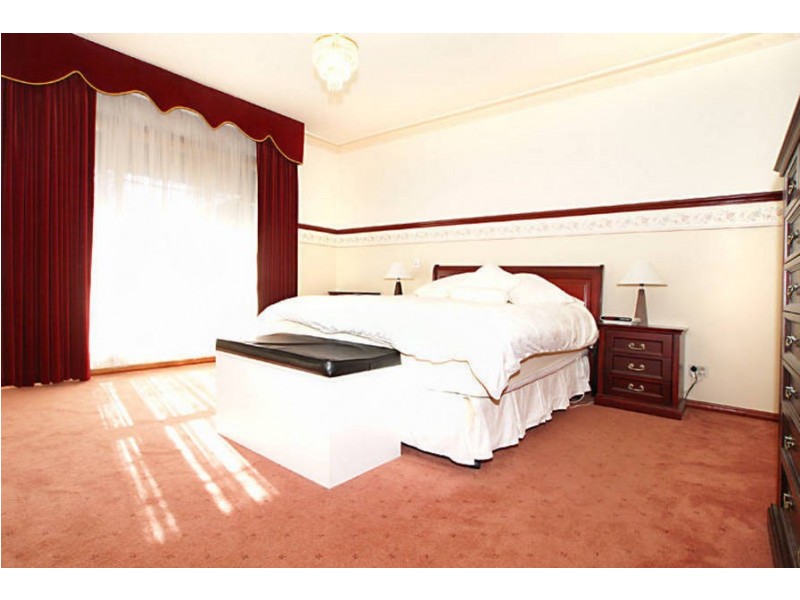 30 Doherty Street, Deer Park VIC 3023