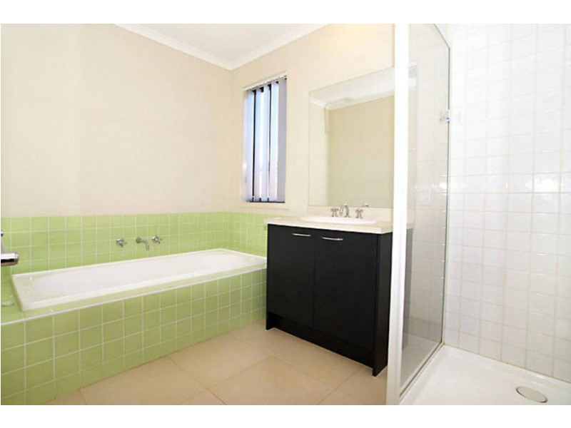 Caroline Springs VIC 3023