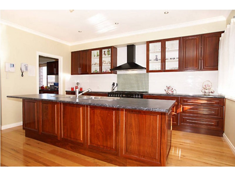 22 Barringo Way, Caroline Springs VIC 3023