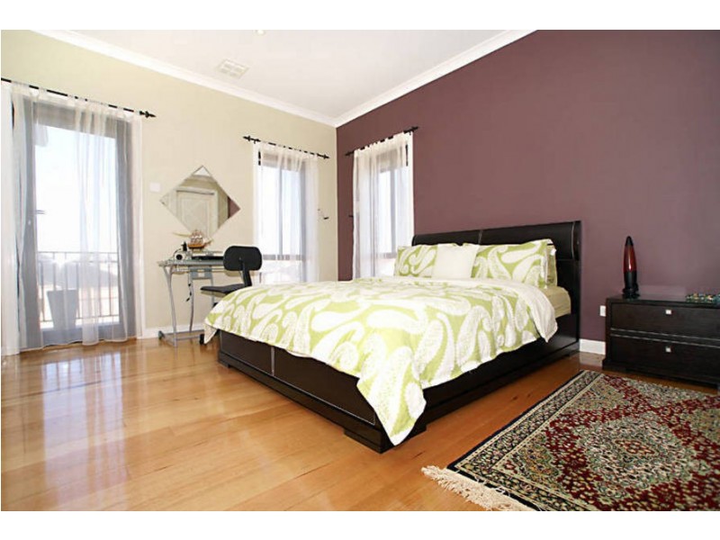 22 Barringo Way, Caroline Springs VIC 3023