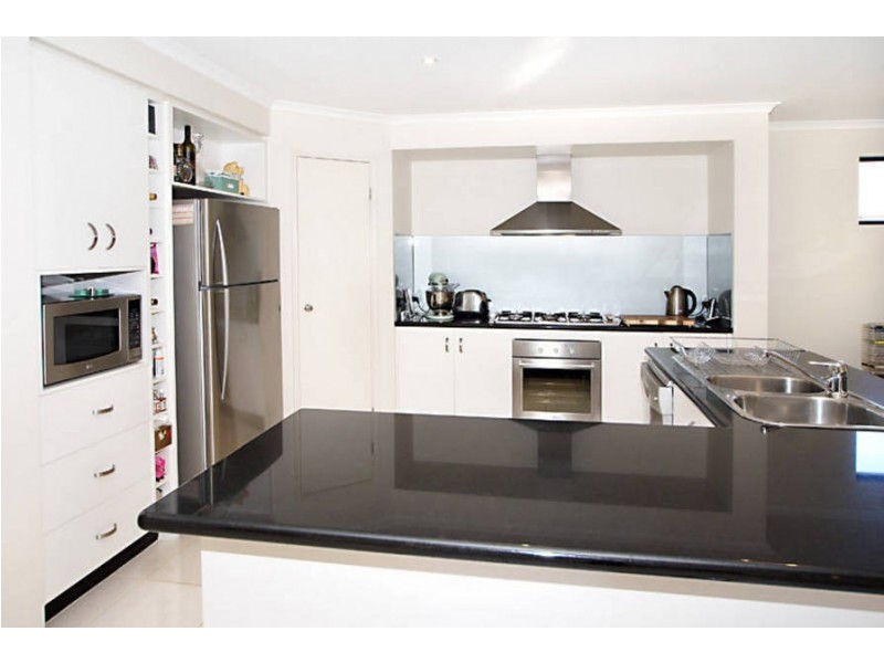 Caroline Springs VIC 3023