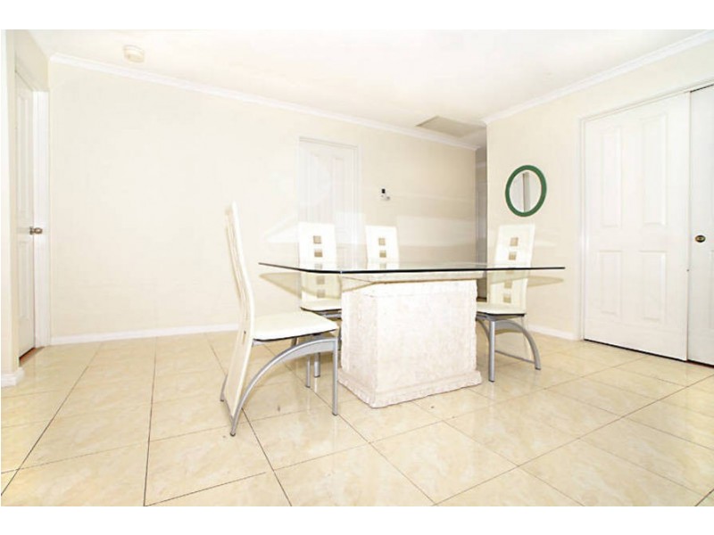 4 Ryan Lane, Caroline Springs VIC 3023