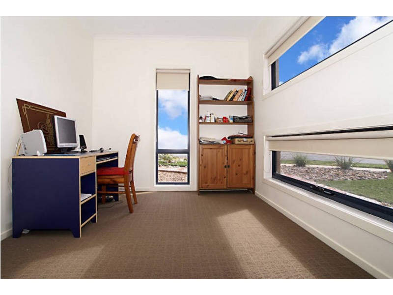 39 Domain Ave, Burnside Heights VIC 3023