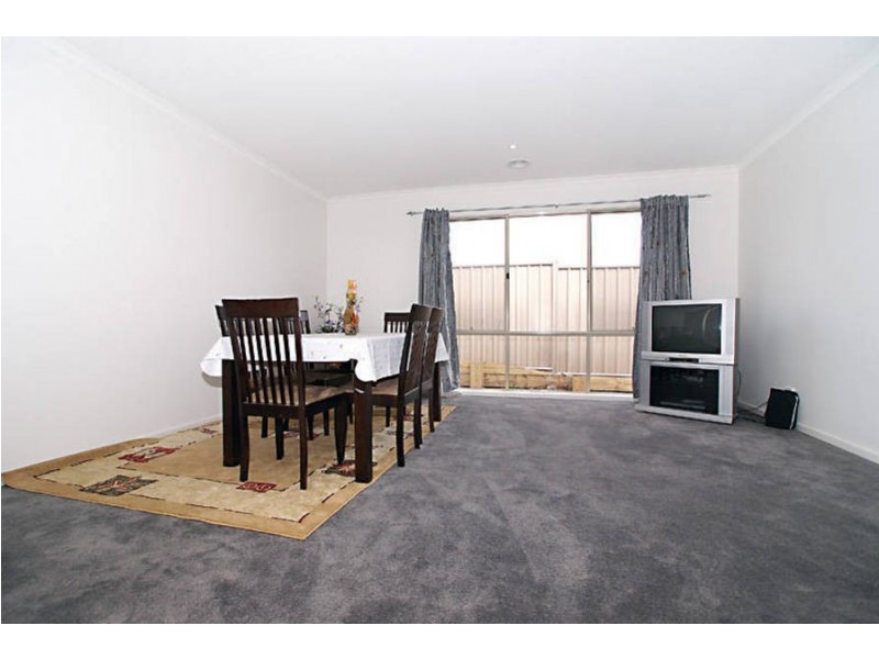 22 Hascombe Drive, Caroline Springs VIC 3023