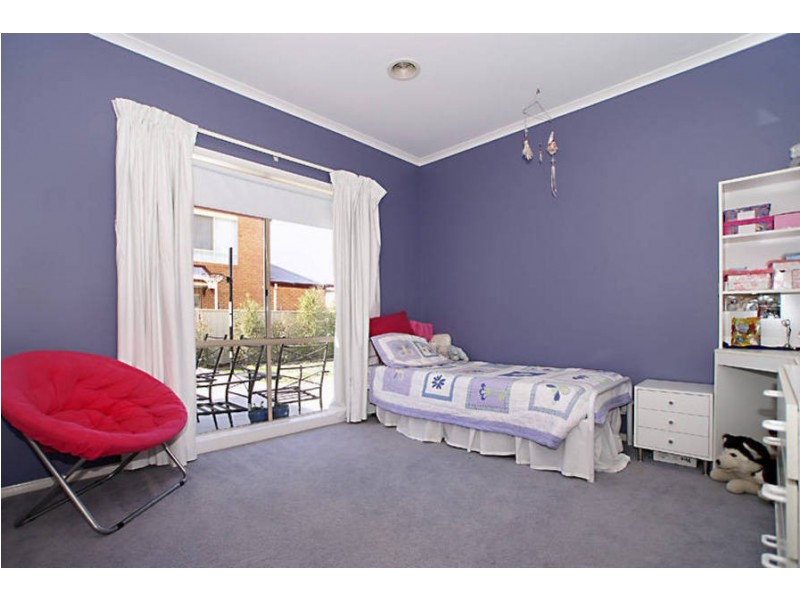 3 Kenrick Mews, Caroline Springs VIC 3023