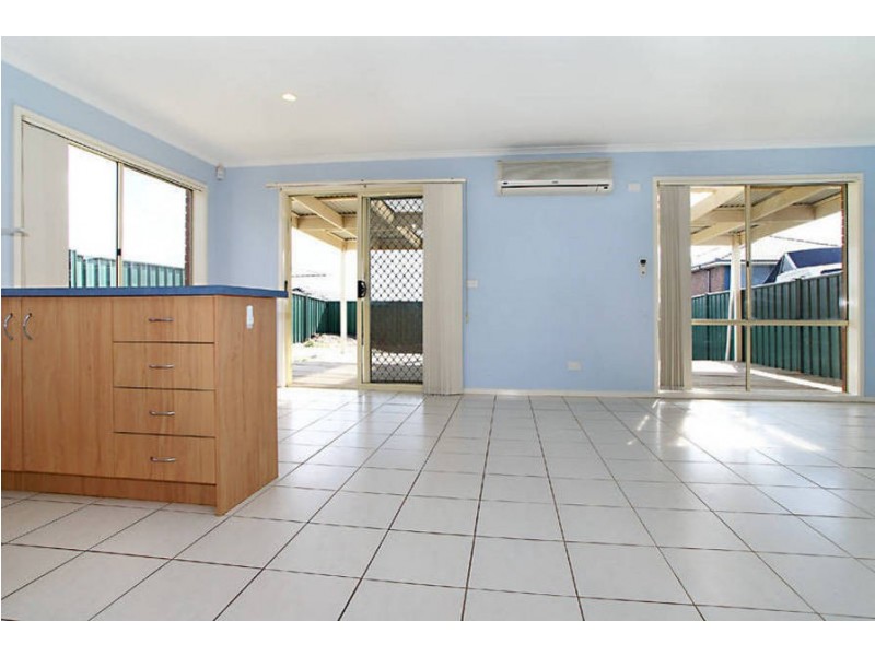 73 Fydler Ave, Burnside VIC 3023