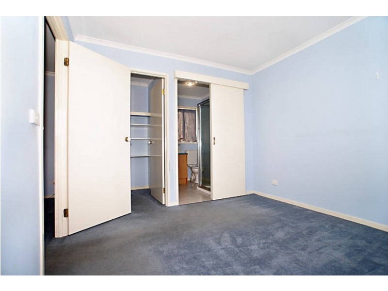 73 Fydler Ave, Burnside VIC 3023