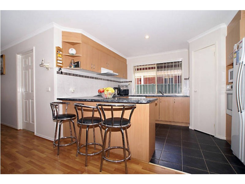 71 Fydler Ave, Burnside VIC 3023