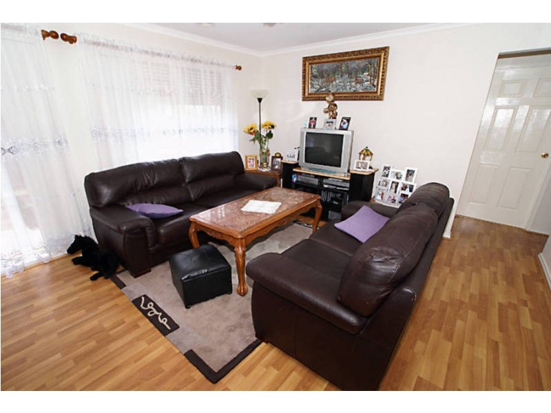 71 Fydler Ave, Burnside VIC 3023