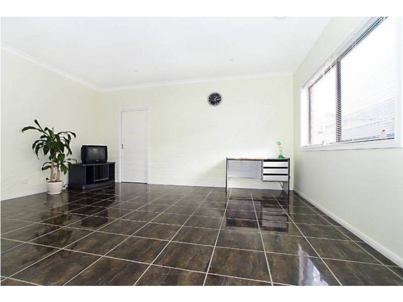 24 Caesia Way, Caroline Springs VIC 3023