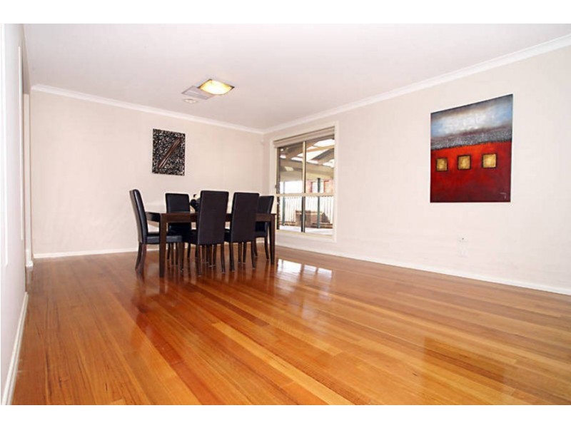 10 Chelsea Ct, Burnside Heights VIC 3023