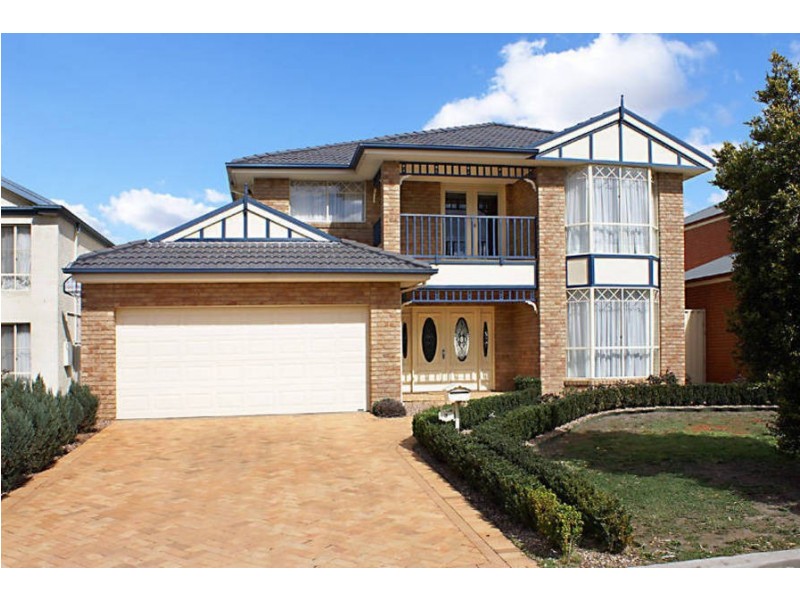 3 Parramatta Crt, Caroline Springs VIC 3023