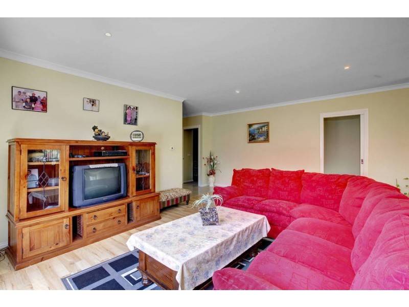 3 Forrest Street, Burnside Heights VIC 3023