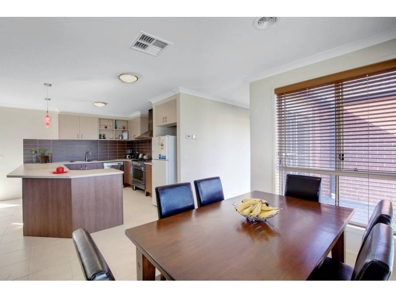 13 Bungaree Trk, Burnside Heights VIC 3023