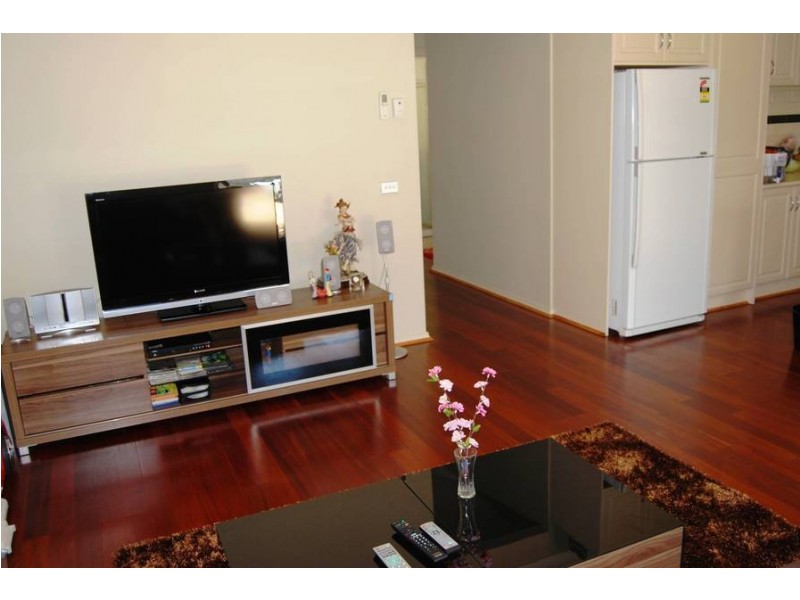 13 Barlow Cl, Caroline Springs VIC 3023