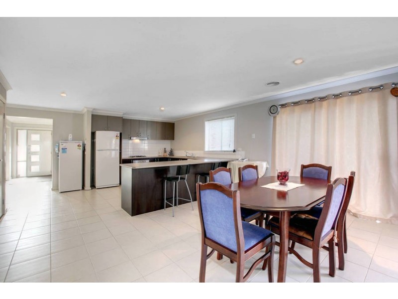 3 Cunningham Chase, Burnside Heights VIC 3023