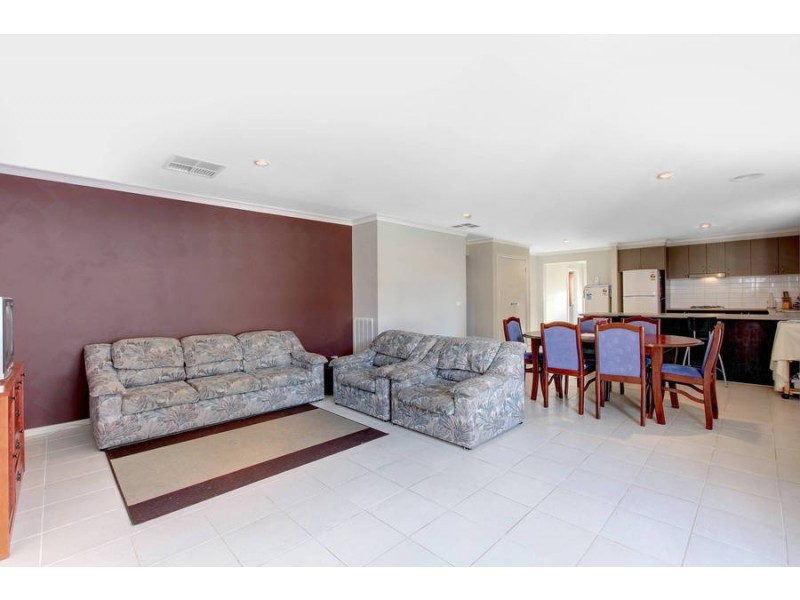 3 Cunningham Chase, Burnside Heights VIC 3023