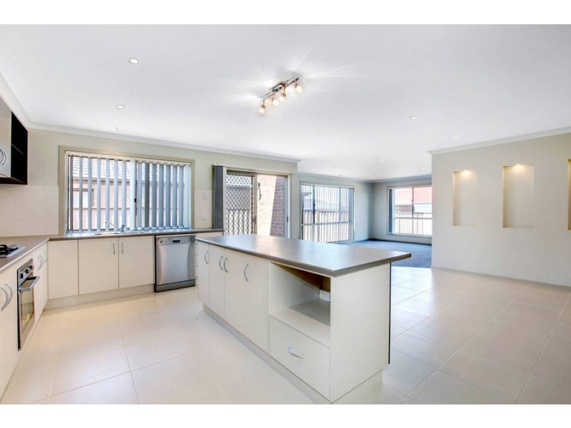 9 Rokewood Street, Burnside Heights VIC 3023