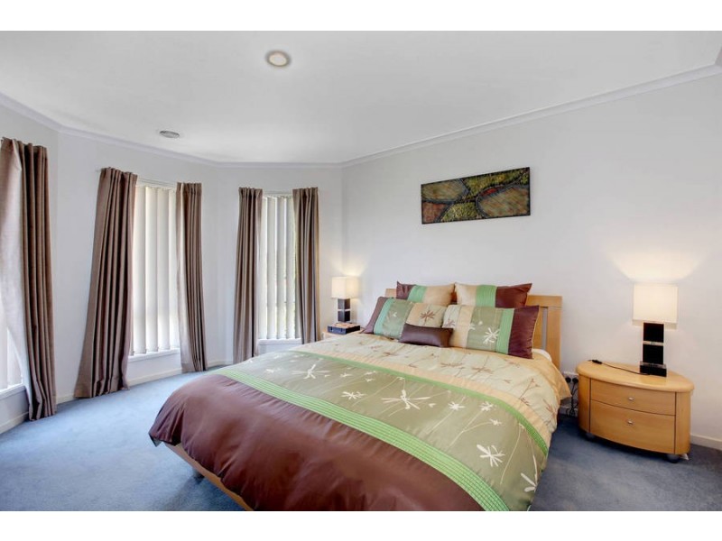 1 Tatiana Place, Burnside VIC 3023