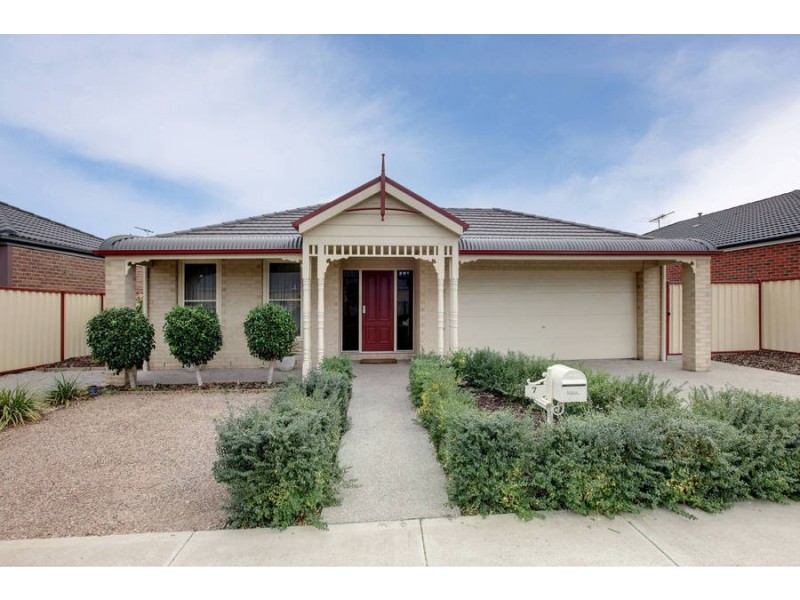 7 Carmody Drive, Cairnlea VIC 3023
