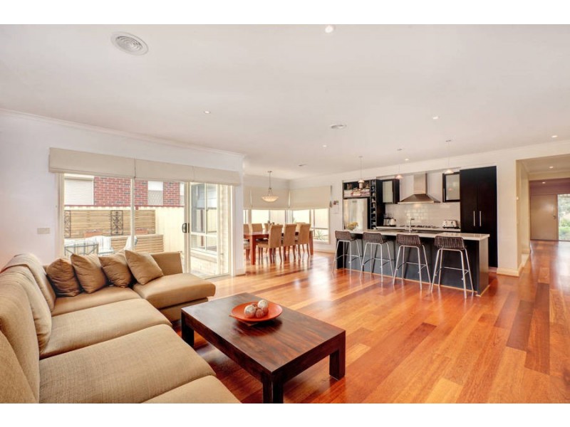 7 Carmody Drive, Cairnlea VIC 3023