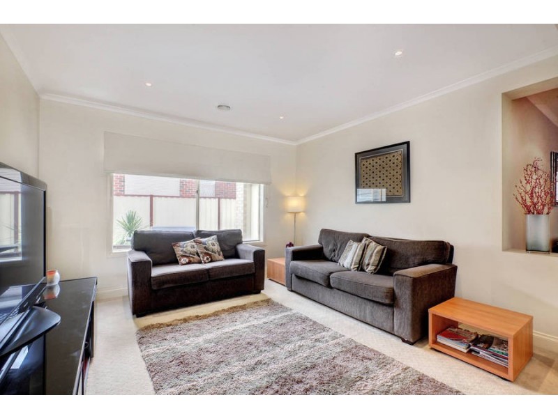 7 Carmody Drive, Cairnlea VIC 3023